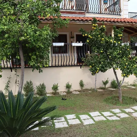 Διαμέρισμα Eren Holiday Homes