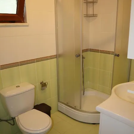 Eren Holiday Homes *